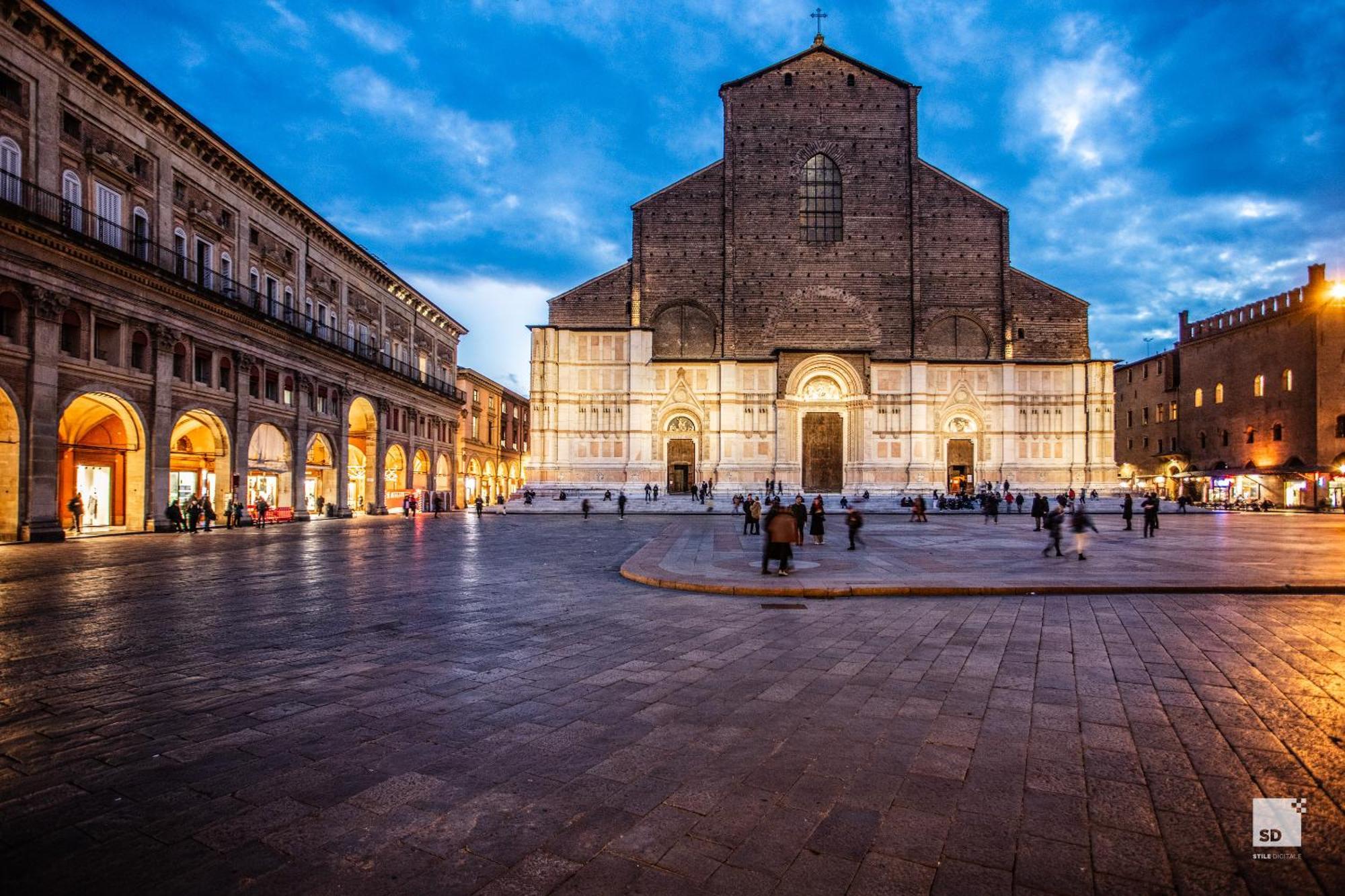 Urbanicooh Paracelso - Piazza Maggiore View Болонья Экстерьер фото